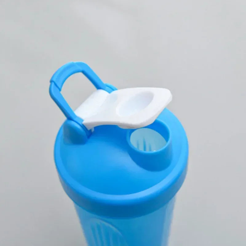 600ml Portable Protein Powder Shaker Bottle Leak Proof Water Bottle for Gym Fitness Training Sport Shaker Mixing Cup with Scale
